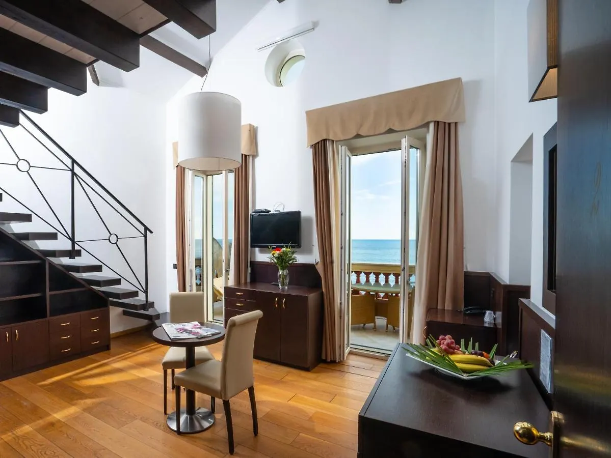 Villa Eva Beach Ventimiglia